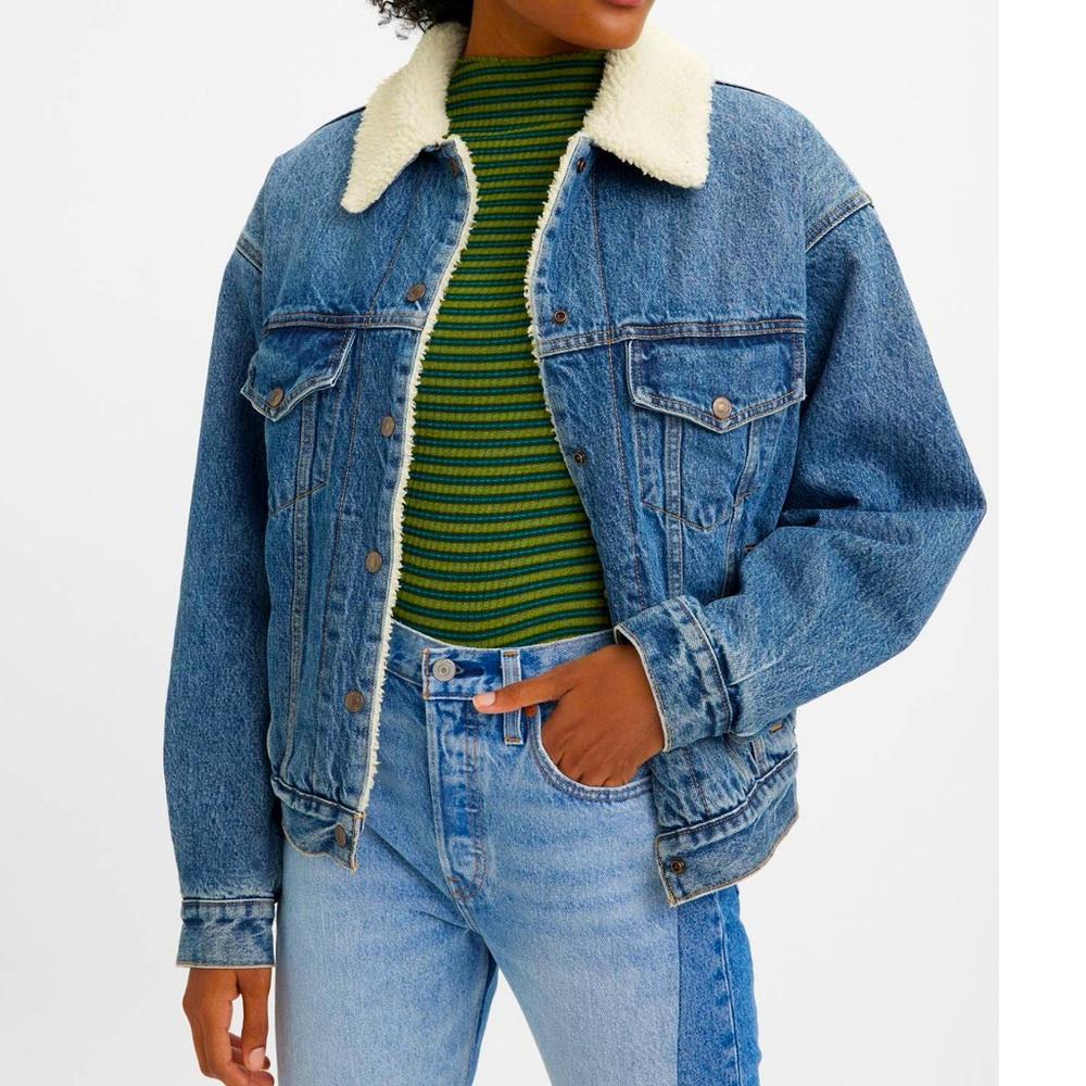 LIKE NEW Levi’s Sherpa Denim Jacket